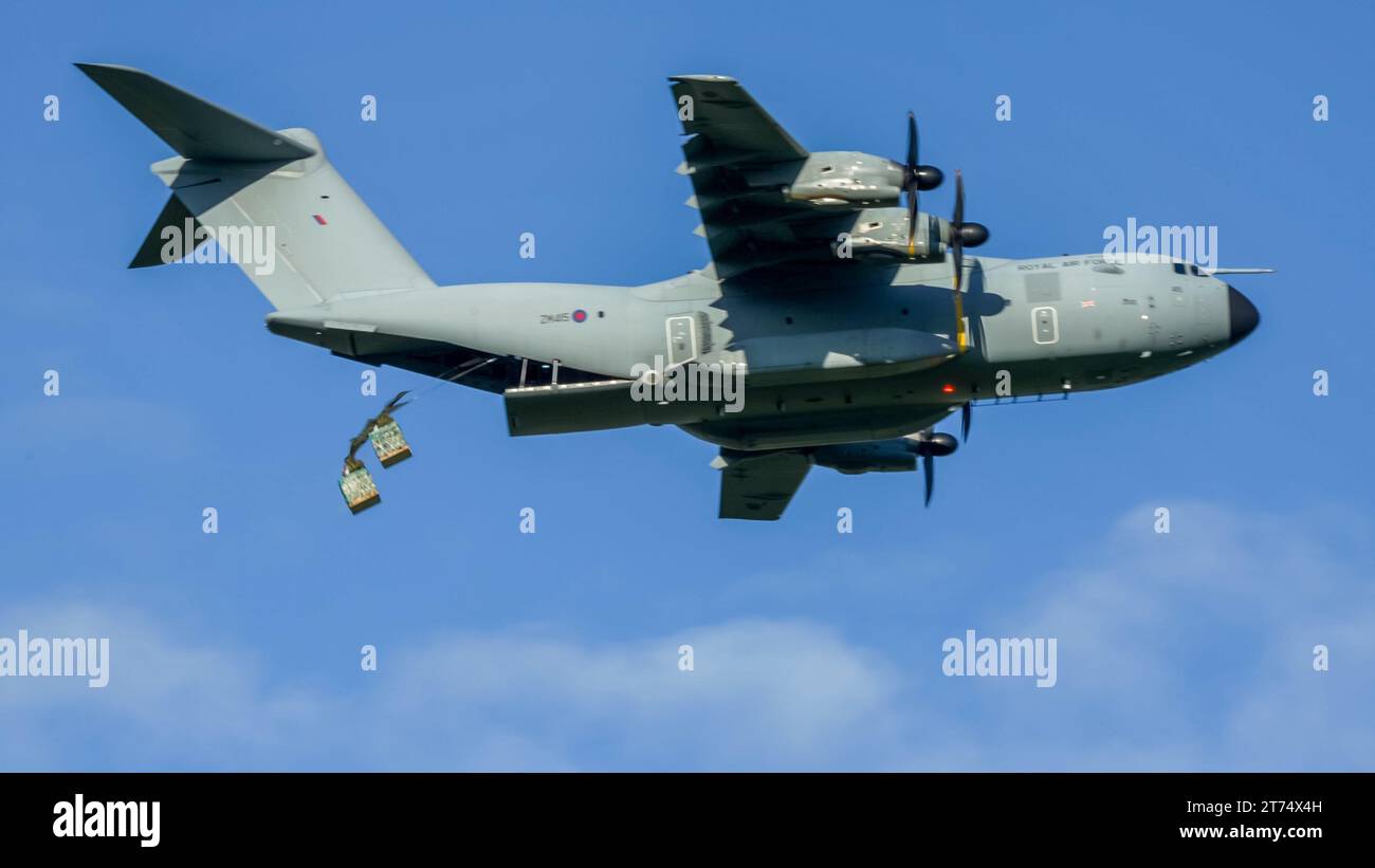 ZM415 RAF Royal Air Force Airbus A400M Atlas military cargo plane on a ...