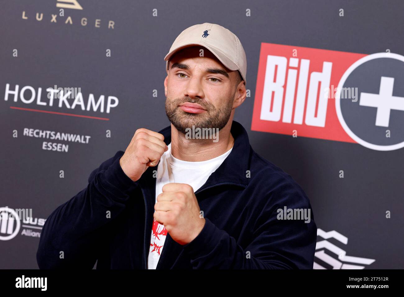 RealityTVStar Aleks Petrovic beim Fame Fighting 2023 Boxevent mit