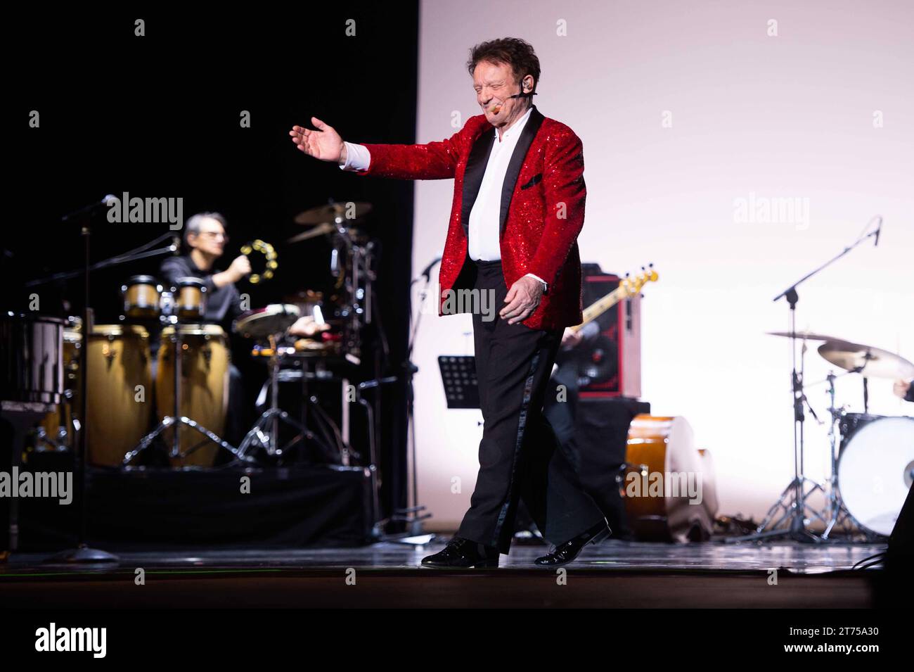 Italian singer Music Concert - Massimo Ranieri - Tutti i sogni ancora ...