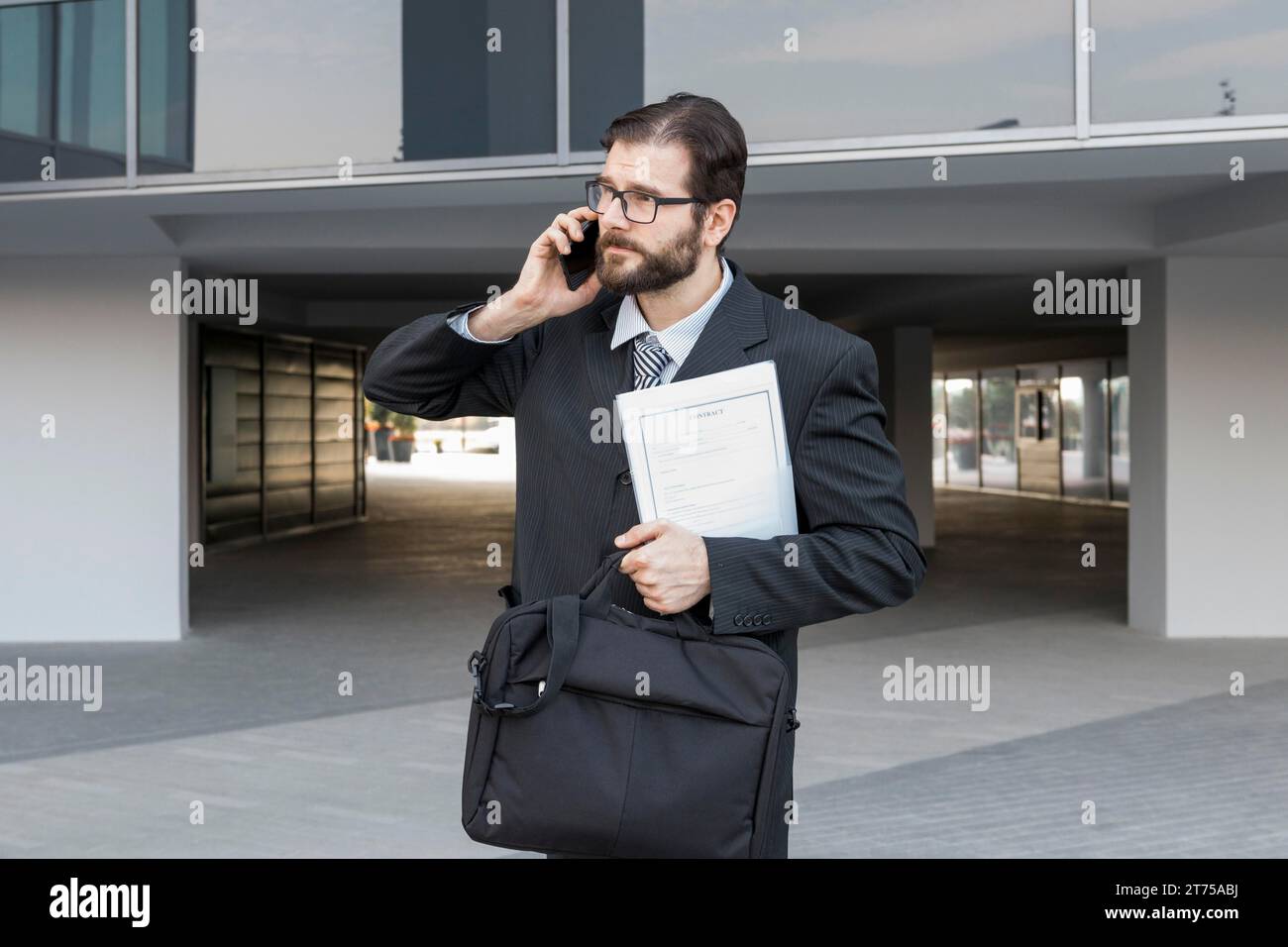 Lawyer talking with briefcase Stock Photo Alamy