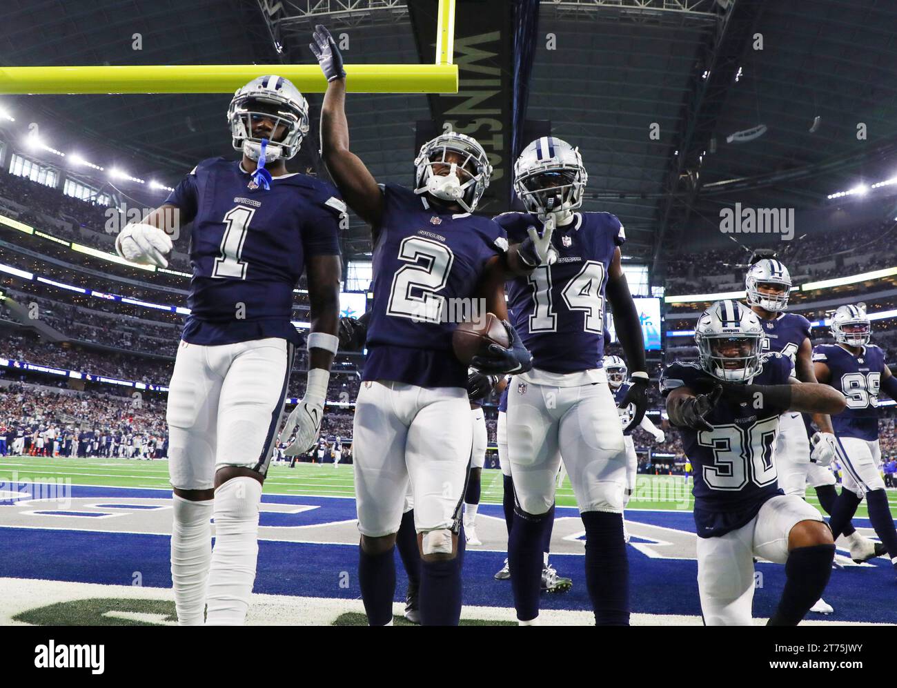 Arlington,TX USA Dallas Cowboys safety Jayron Kearse (1), Dallas