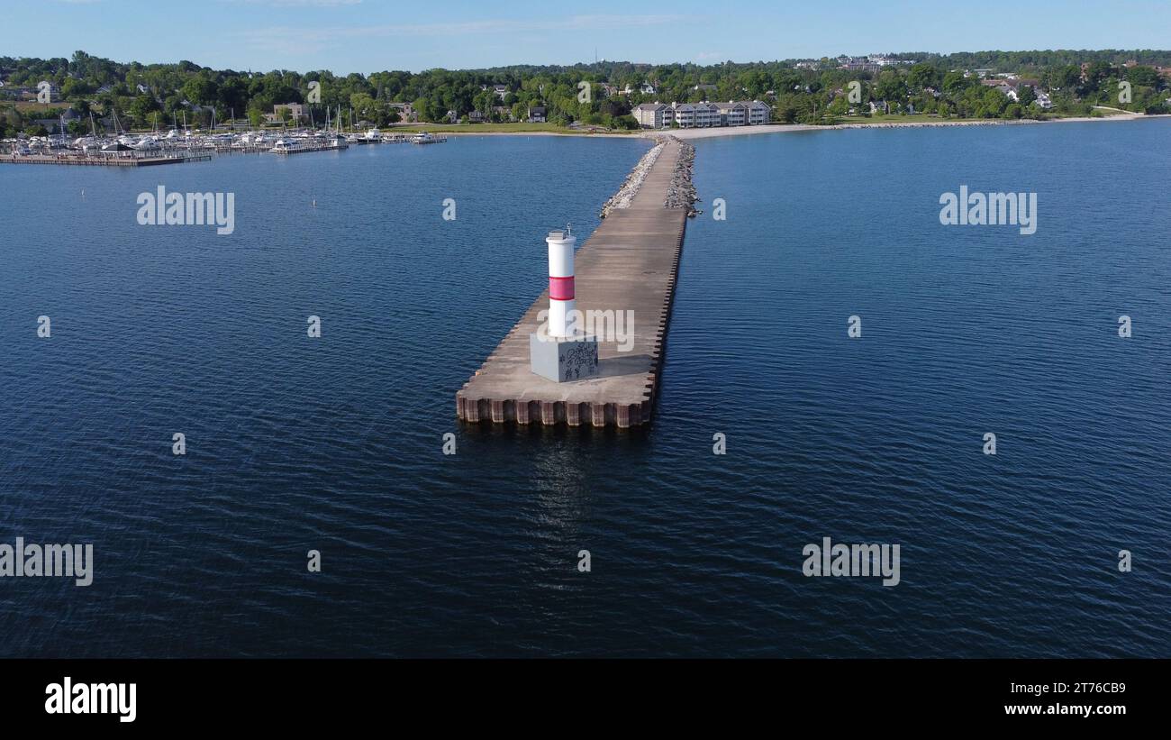 View Off Pier Aerial view crystal pier hi-res stock photography and images - Alamy