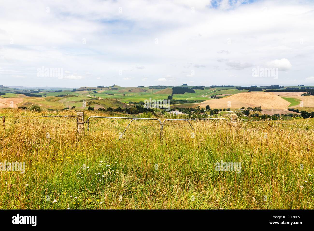 Rural view near Duntroon New Zealand. Very lush and fertile farmland and lovely views. Stock Photo
