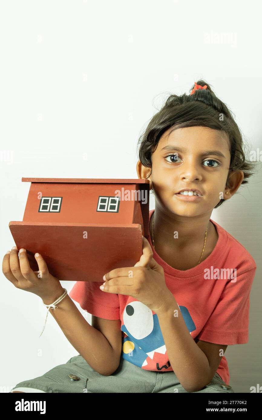 Indian woman holding baby hi-res stock photography and images - Alamy