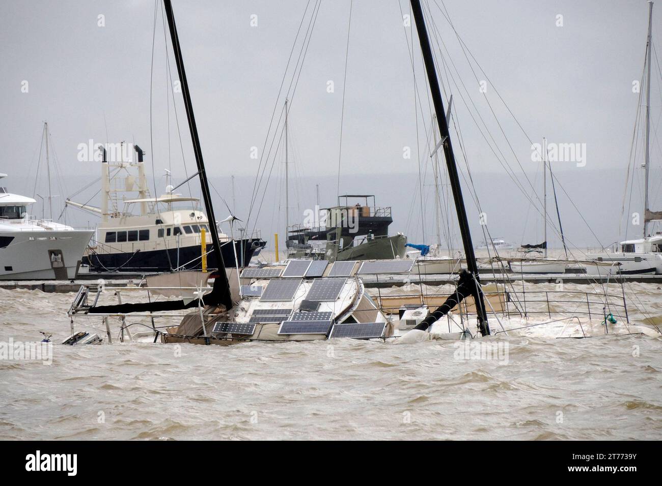 yacht sunk after The effects of Hurricane Norma October 2023 La Paz