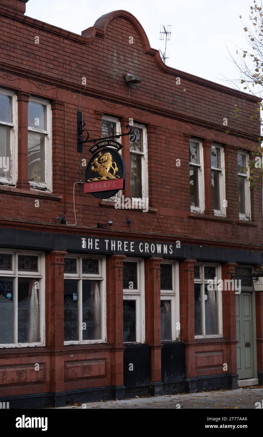 The Three Crowns pub, Brierley Hill, West Midlands, England, UK Stock Photo