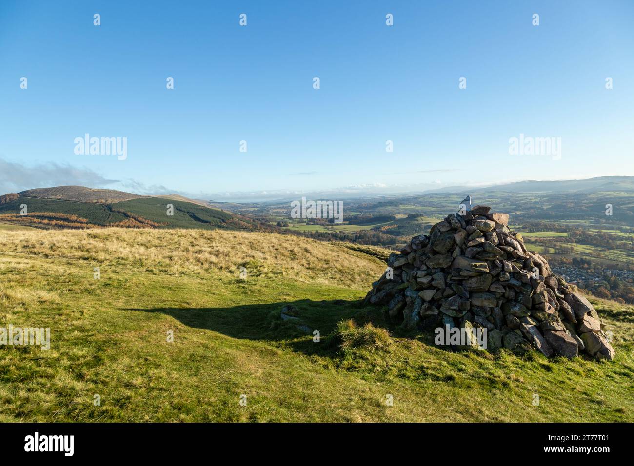 Ochil hills bank hill hires stock photography and images Alamy