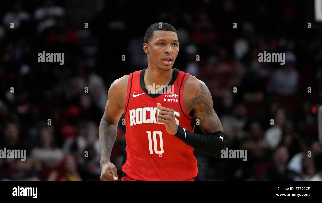 Houston Rockets' Jabari Smith Jr. (10) runs up the court against the ...