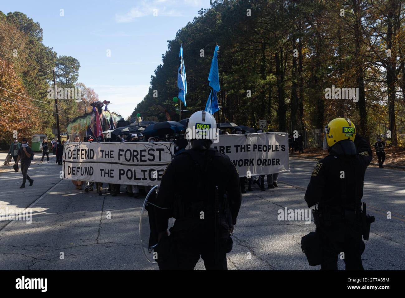Police usa riot stop hi-res stock photography and images - Alamy