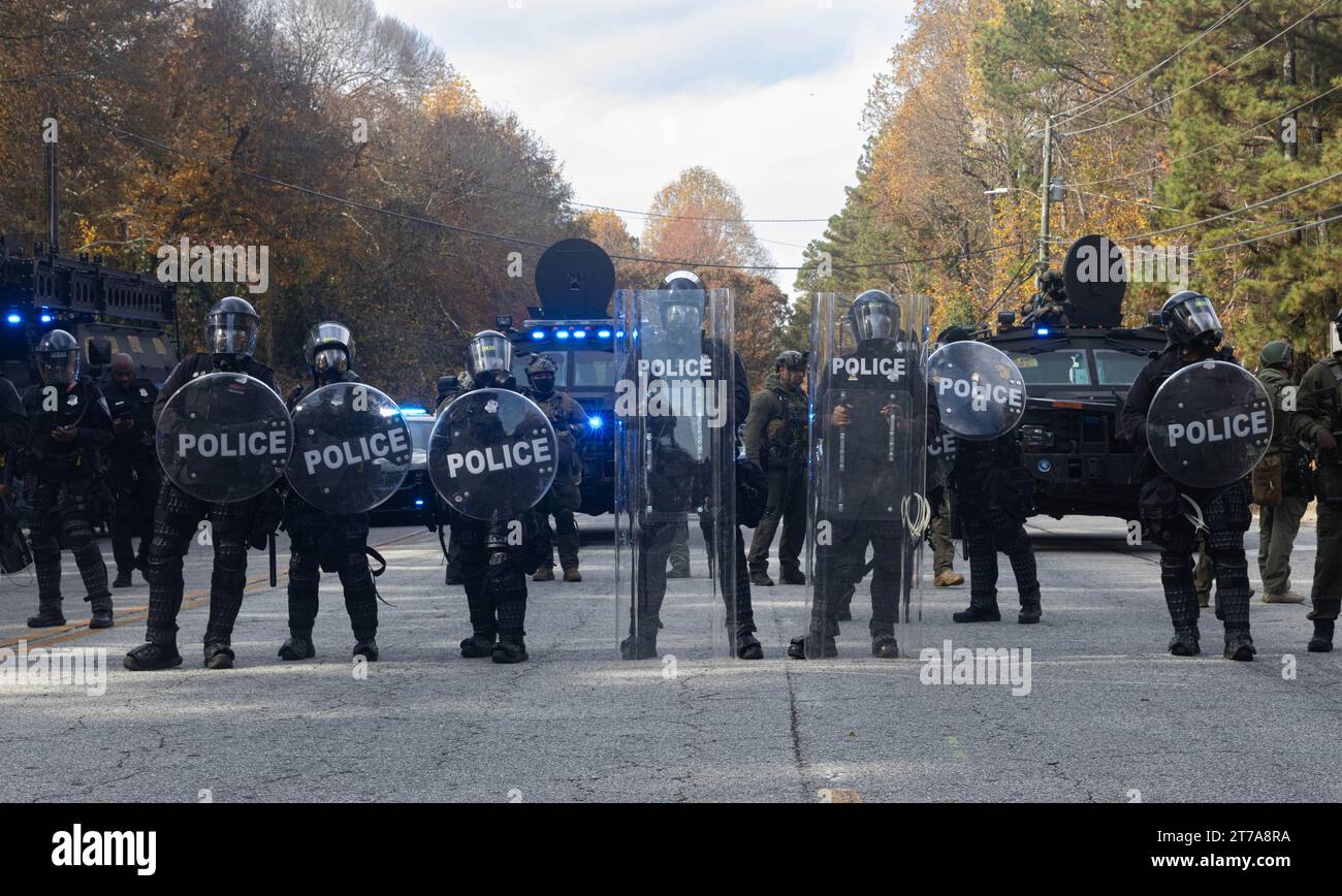 Riot munitions hi-res stock photography and images - Alamy
