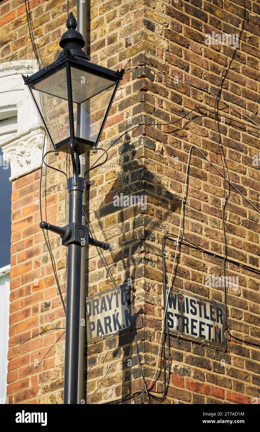Traditional streetlight on the corner of Drayton Park and Whistler