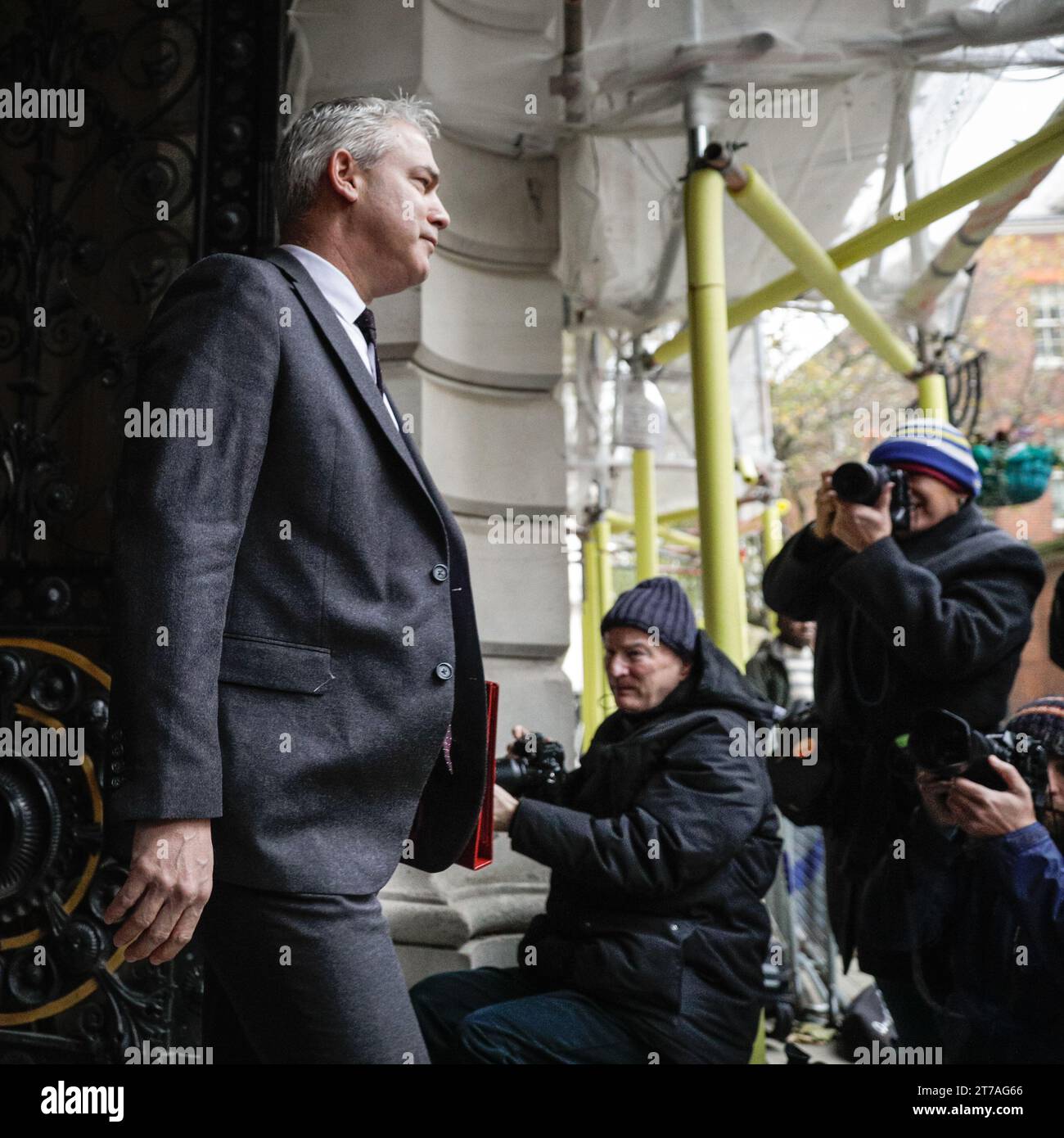 London, UK. 14th Nov, 2023. Steve Barclay, MP, Secretary of State for Environment, Food and Rural Affairs. Ministers in the newly re-shuffled cabinet attend the weekly government cabinet meeting at 10 Downing Street in Westminster, London, England. Credit: Imageplotter/Alamy Live News Stock Photo