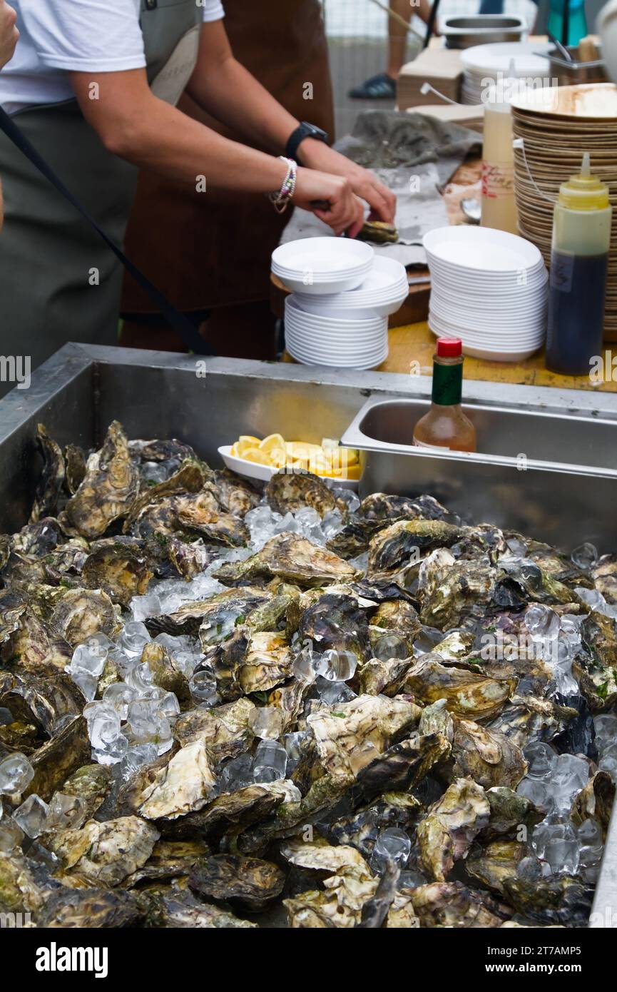 Remove from shells hires stock photography and images Alamy