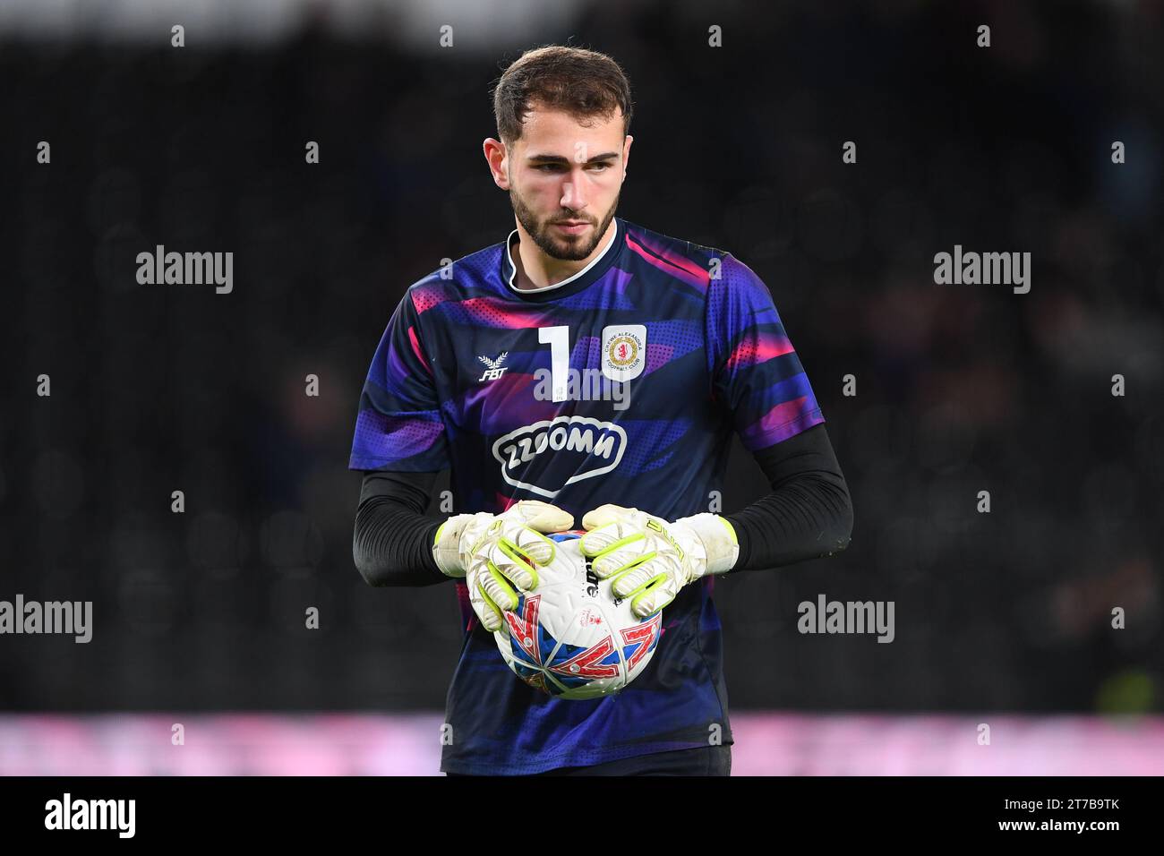 Harvey Davies of Crewe Alexandra warms up ahead of kick-off during the FA Cup First Round Replay between Derby County and Crewe Alexandra at Pride Park, Derby on Tuesday 14th November 2023. (Photo: Jon Hobley | MI News) Credit: MI News & Sport /Alamy Live News Stock Photo