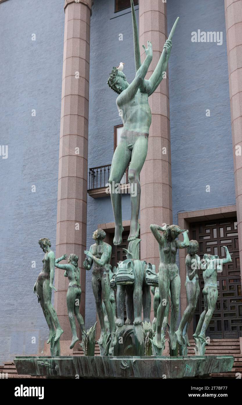 Stockholm, Sweden - July 25, 2023: Bronze fountain, the Orfeus-brunnen by Carl Milles in front of the entrance to the Stockholm Concert Hall Stock Photo