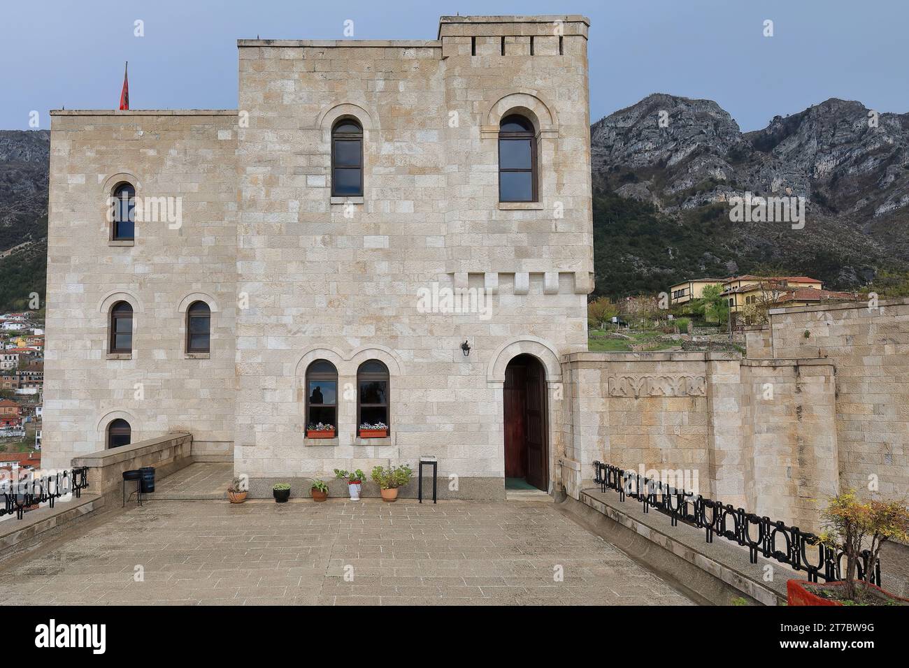 Porno bodibildingchilar sportchi ayollar Seks porno rus squirt