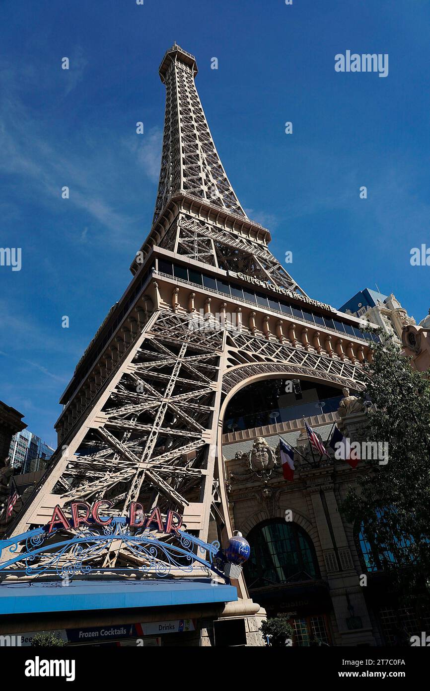 Las Vegas, Vereinigte Staaten. 14th Nov, 2023. November 14th, 2023, Las Vegas Street Circuit, Las Vegas, FORMULA 1 HEINEKEN SILVER LAS VEGAS GRAND PRIX 2023, in the picture Paris Las Vegas Hotel Credit: dpa/Alamy Live News Stock Photo