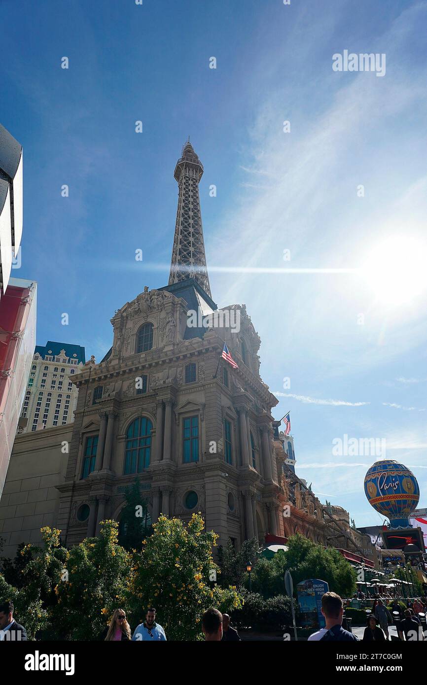 Las Vegas, Vereinigte Staaten. 14th Nov, 2023. November 14th, 2023, Las Vegas Street Circuit, Las Vegas, FORMULA 1 HEINEKEN SILVER LAS VEGAS GRAND PRIX 2023, in the picture Paris Las Vegas Hotel Credit: dpa/Alamy Live News Stock Photo