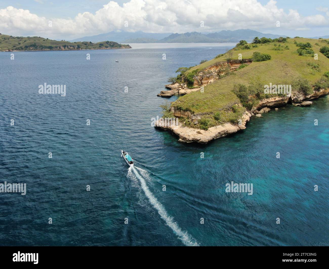 Tropical beach in Labuan Bajo Indonesia Stock Photo - Alamy