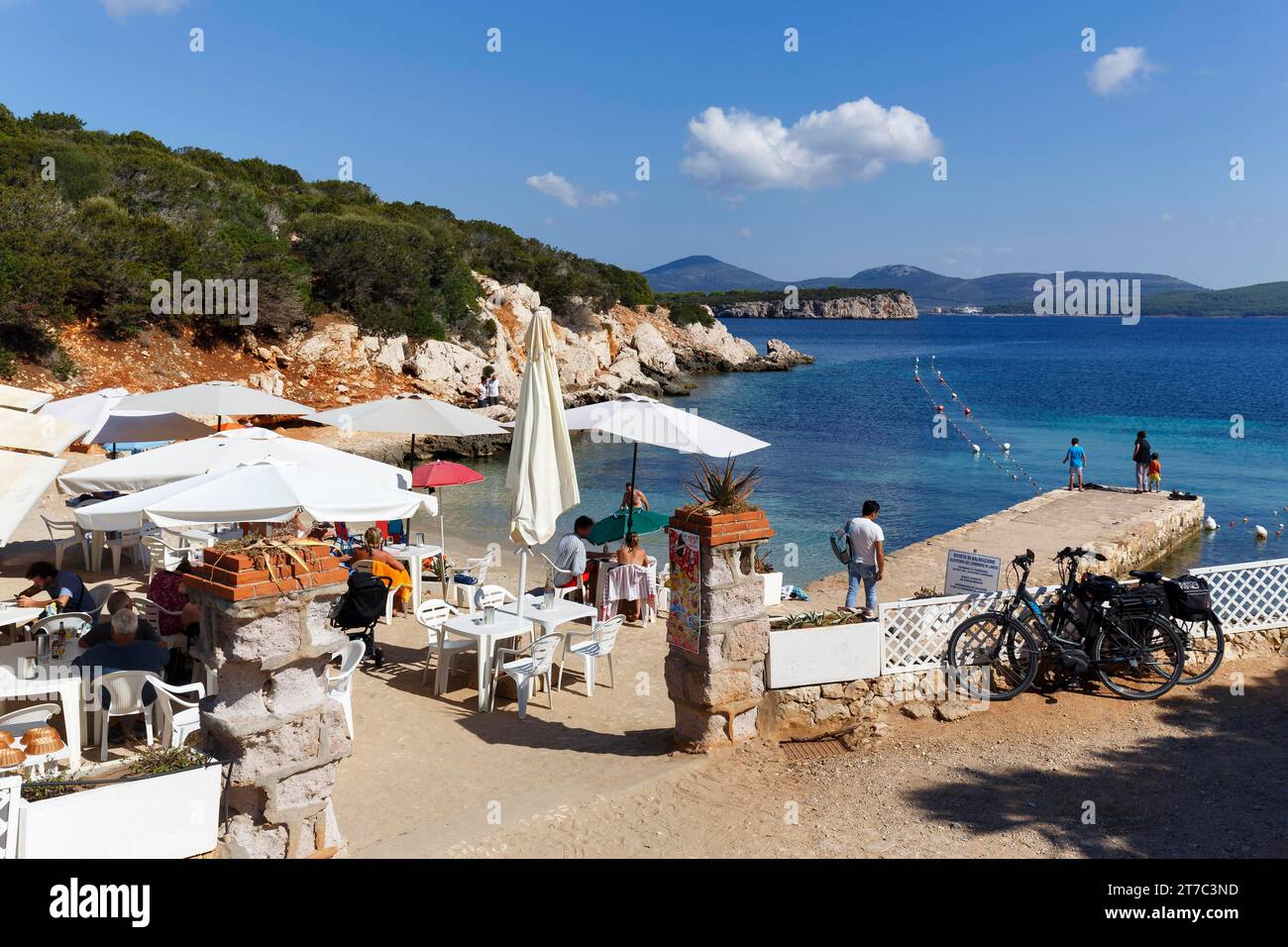 Bar beach headland hires stock photography and images Alamy