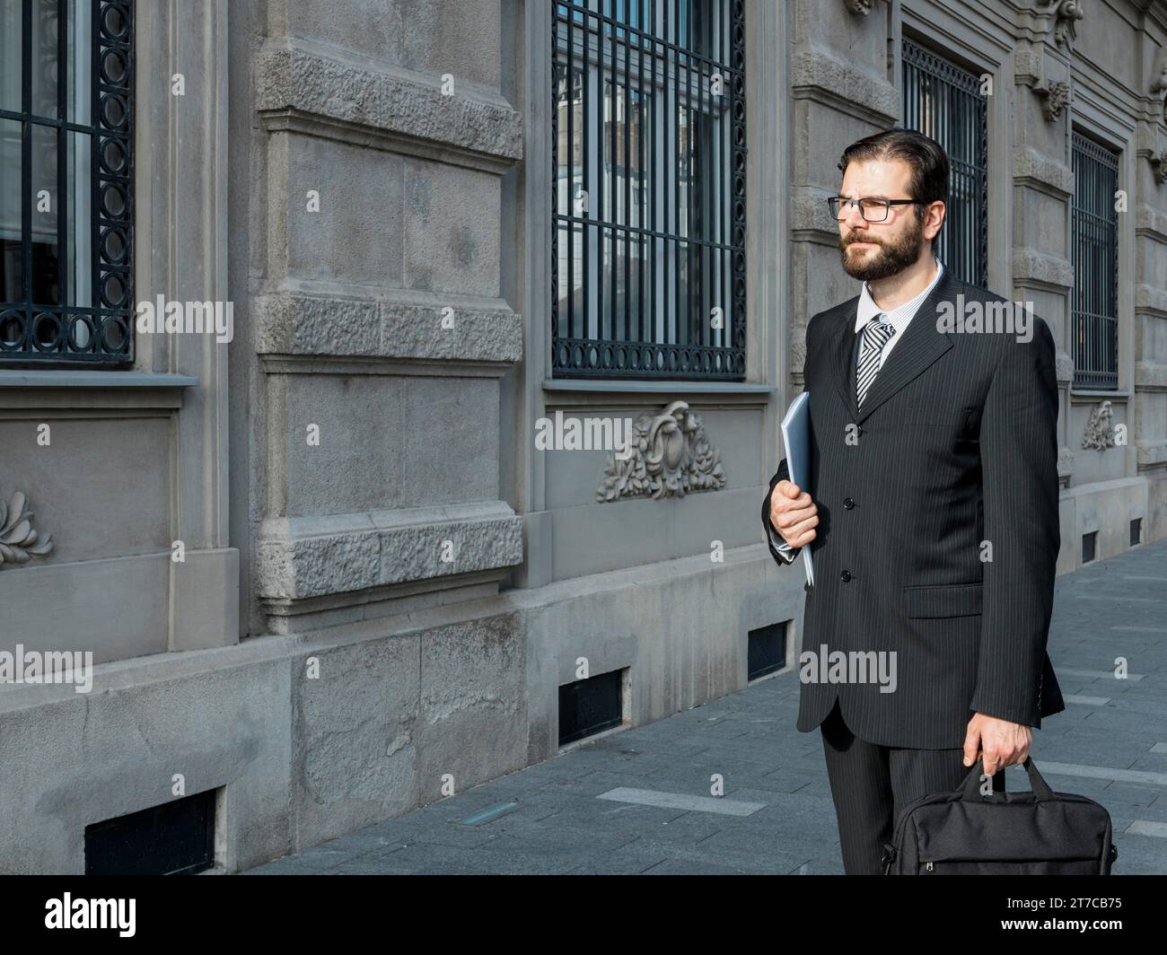 Lawyer going court Stock Photo Alamy Lawyer going court Stock Photo Alamy