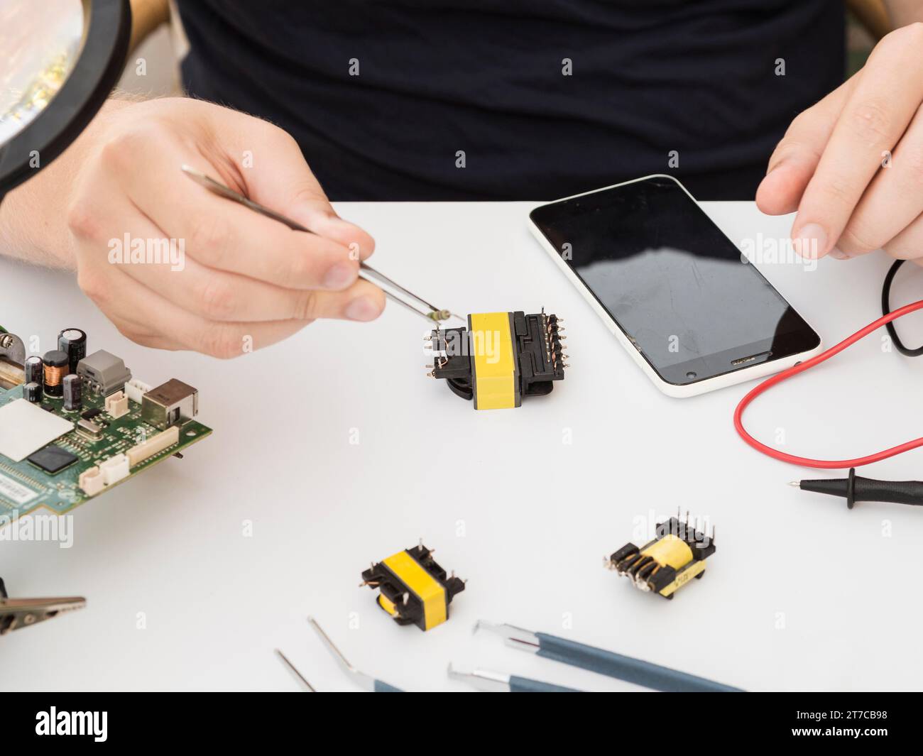 Semiconductor component hi-res stock photography and images - Alamy