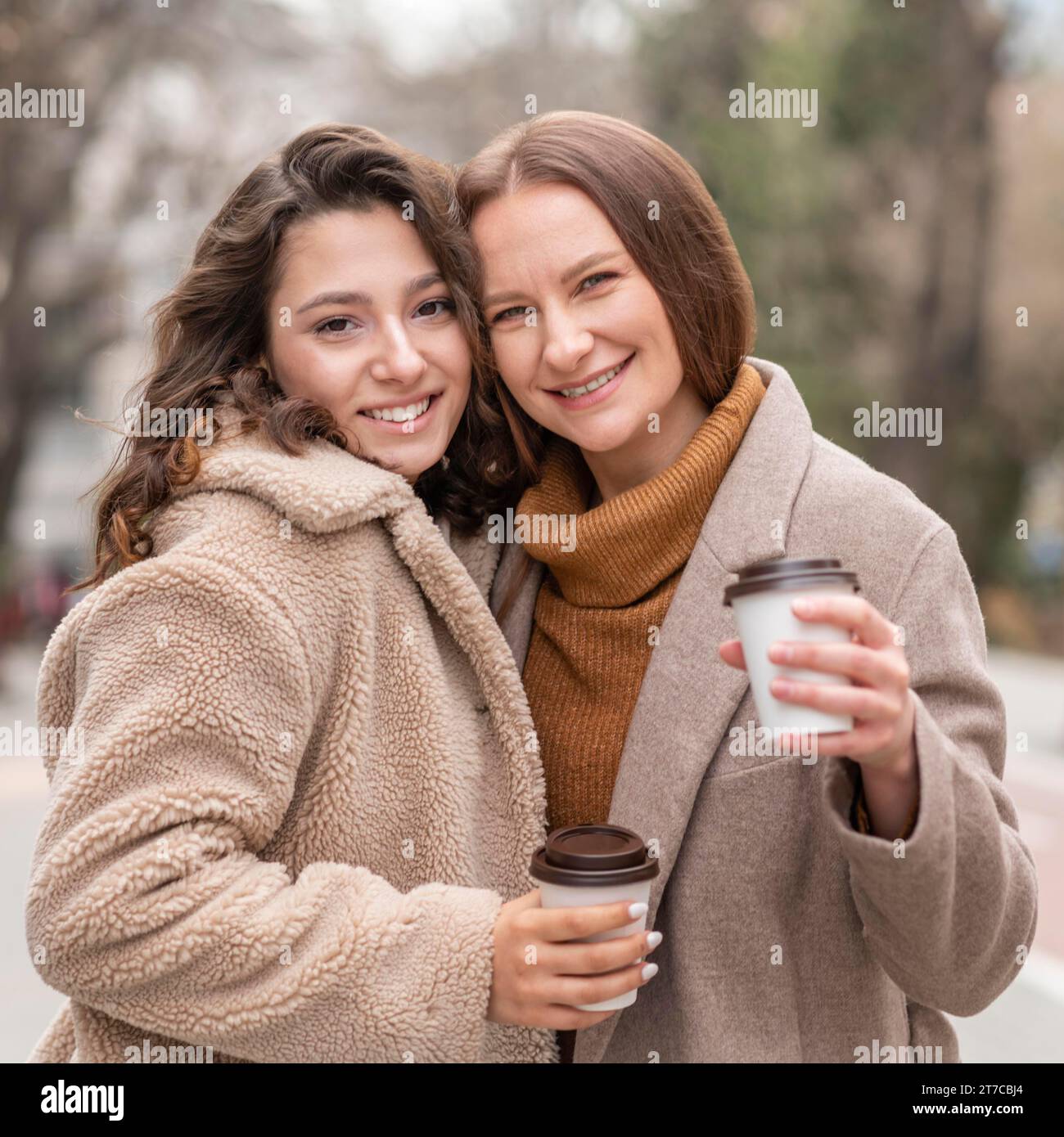Fashionable women outdoors field hi-res stock photography and images ...