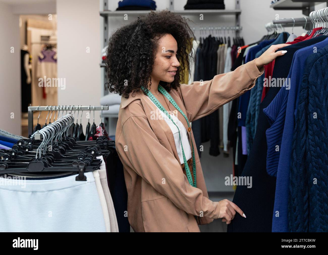 Personal shopper store working 8 Stock Photo - Alamy