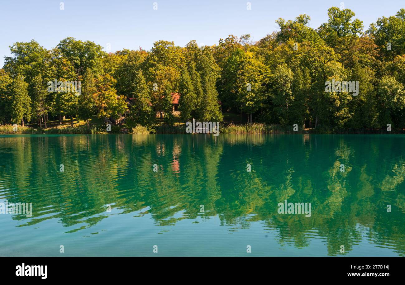 The Scenic Green Lakes State Park in New York State Stock Photo Alamy