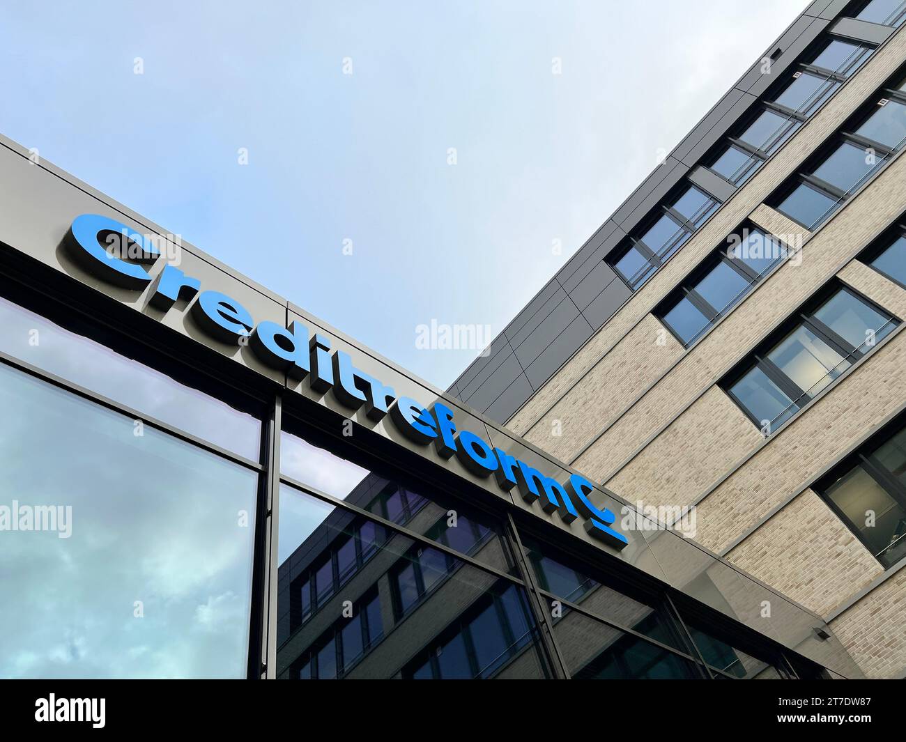Neuss, Germany. 15th Nov, 2023. The logo of the Creditreform credit agency hangs at the entrance to the company. (To dpa: 'Creditreform credit agency: over-indebtedness has increased slightly') Credit: Wolf von Dewitz/dpa/Alamy Live News Stock Photo