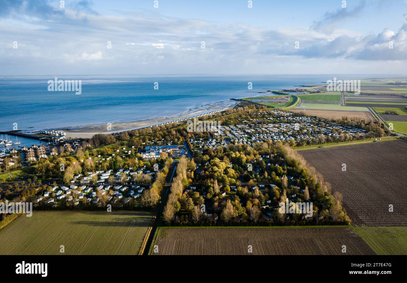 KAMPERLAND - Drone photo of the Roompot Beach Resort holiday park. Roompot Vakantieparken wants to expand the park on the Zeeland island of Noord-Beveland by 29 hectares of land. Opponents of the expansion plan have presented a petition to the mayor and aldermen. ANP JEFFREY GROENEWEG netherlands out - belgium out Stock Photo