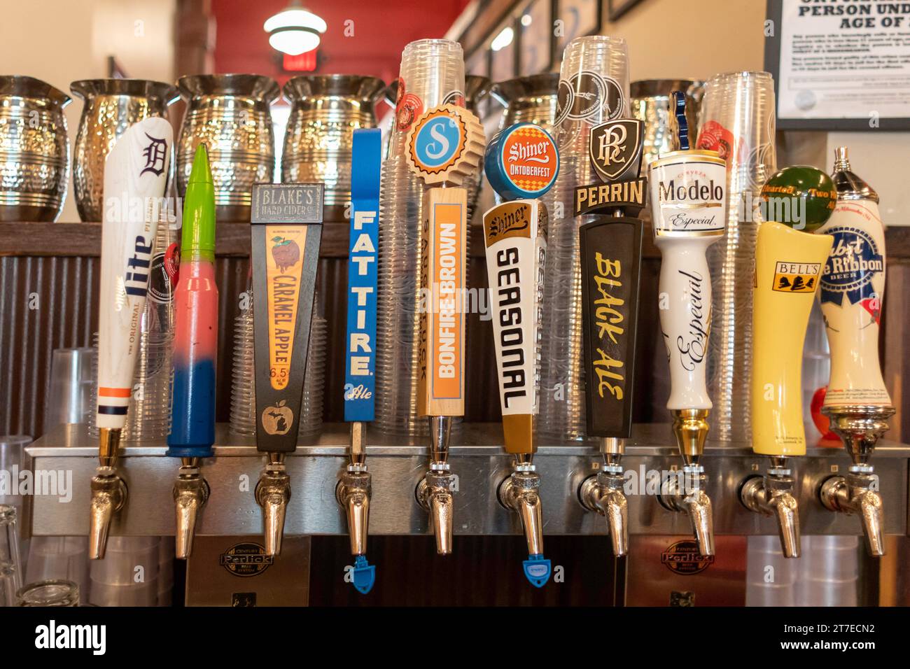 Great lakes michigan beer hi-res stock photography and images - Alamy