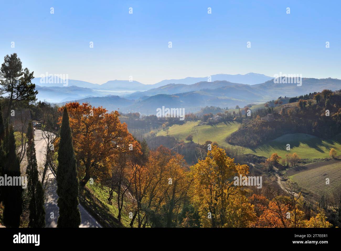 Urbino landscape hi-res stock photography and images - Alamy