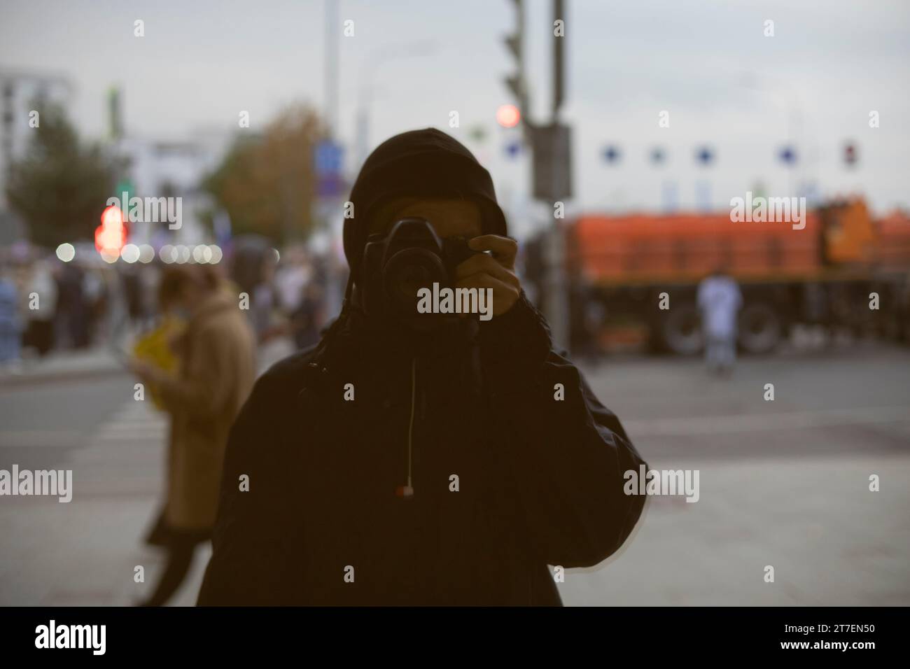 Person takes pictures himself hi-res stock photography and images - Alamy