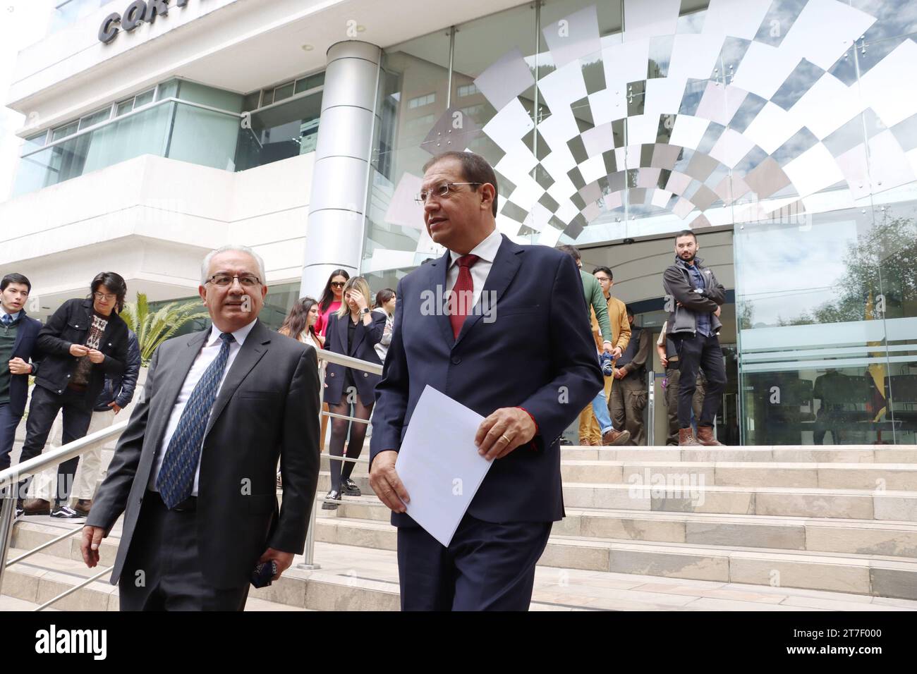 PERIODISTAS INCONSTITUCIONALIDAD REGLAMENTO COMUNICACION Quito, miÃ rcoles 15 de noviembre del 2023 Abogado Santiago Guarderas y Francisco Rocha, Director Ejecutivo de la Asociacion de Editores de Periodicos, acudierona a la Corte Constitucional a poner una demanda de inconstitucionalidad en contra de dos articulos del Reglamento de Comunicacion del Presidente Guillermo Lasso. Fotos: Rolando Enriquez/API Quito Pichincha Ecuador SOI-PERIODISTASINCONSTITUCIONALIDADREGLAMENTOCOMUNICACIÃN-b15b6a0c0801c5cfe6bbc9e9ffd8367c *** JOURNALISTS UNCONSTITUTIONALITY OF THE COMMUNICATION REGULATIONS Quito, W Stock Photo