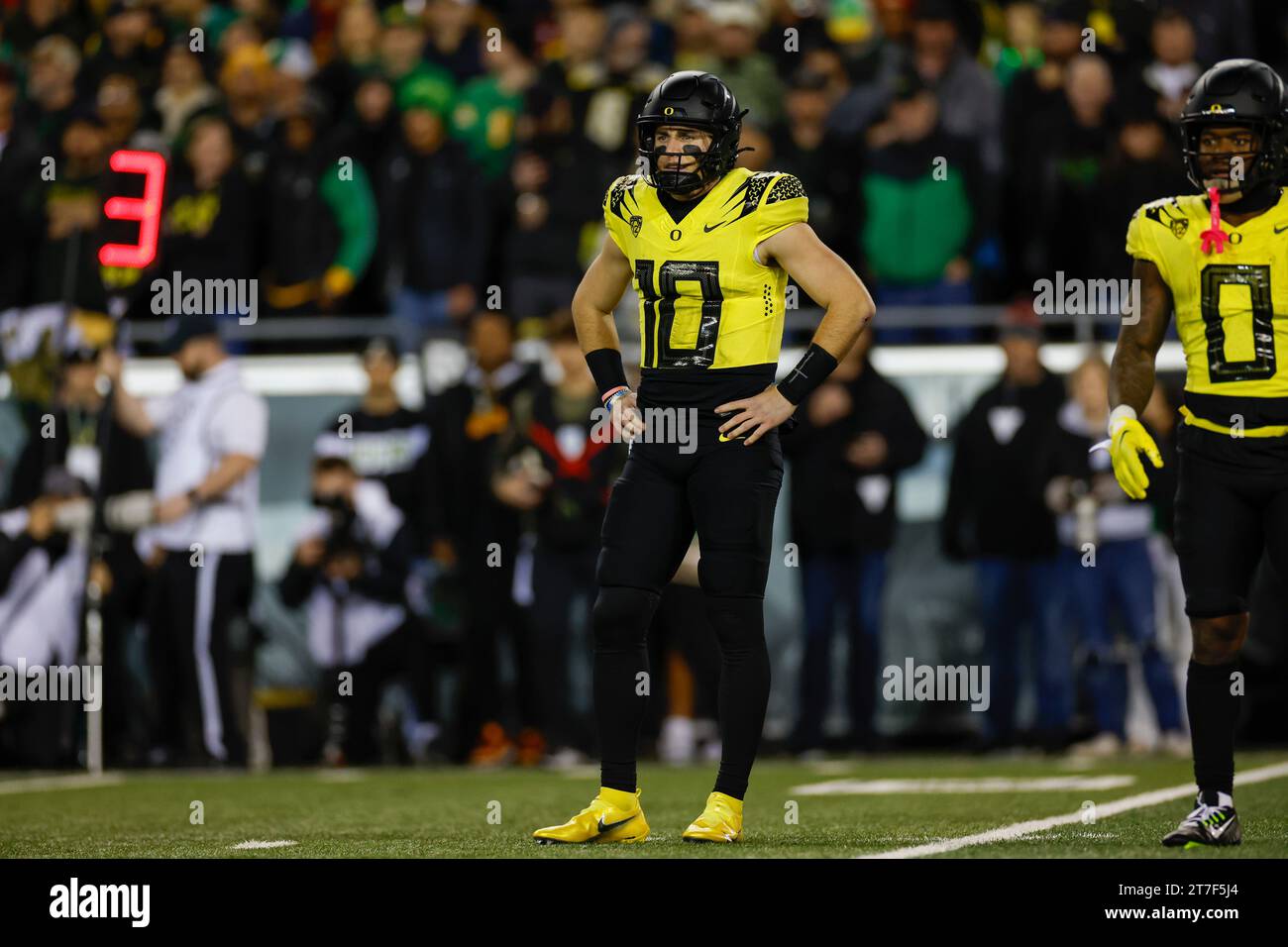 oregon-ducks-quarterback-bo-nix-10-reacts-during-a-college-football