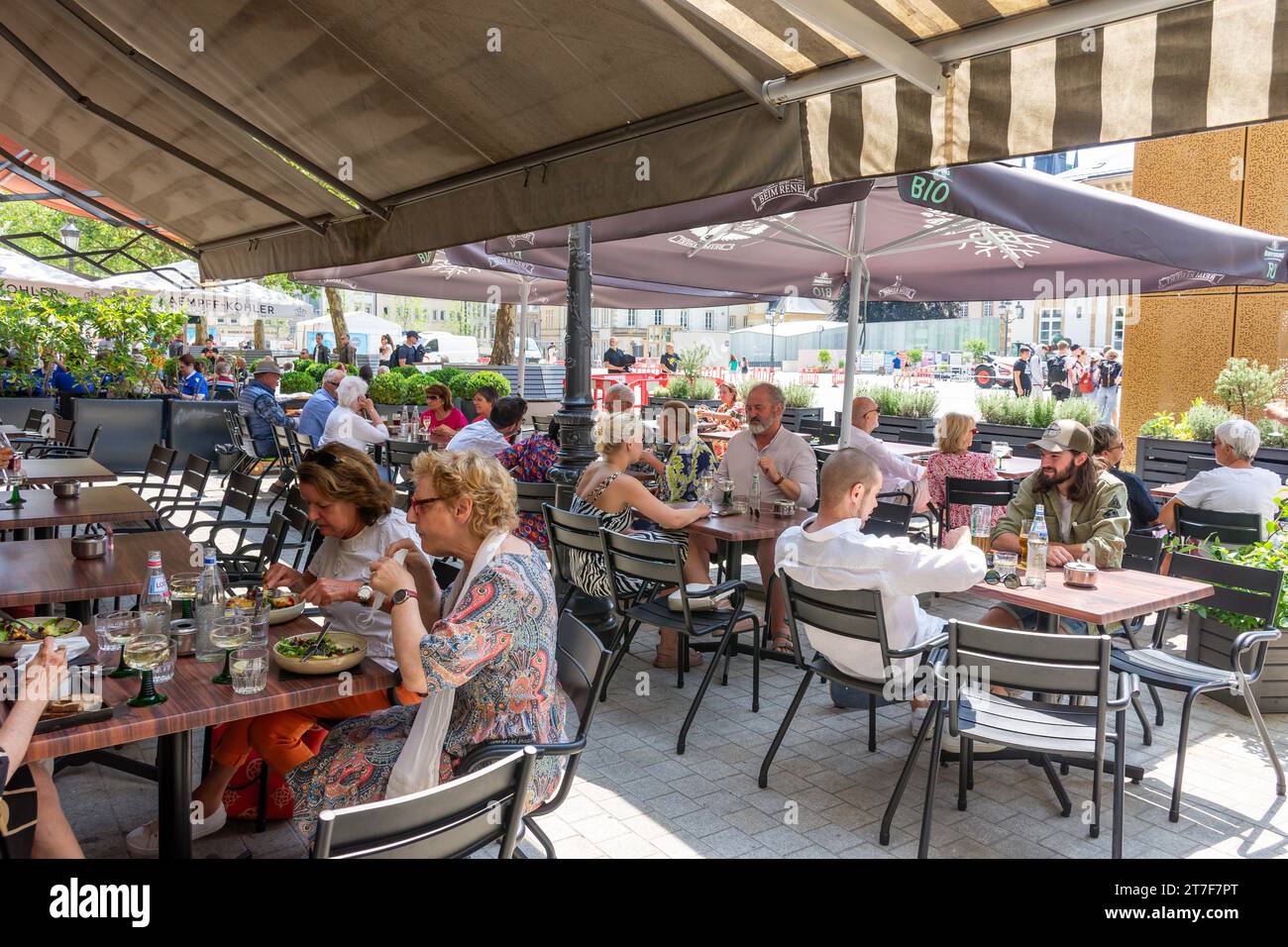 Outdoor restaurant, Place Guillaume II (King William II Square), Ville Haute, City of Luxembourg, Luxembourg Stock Photo