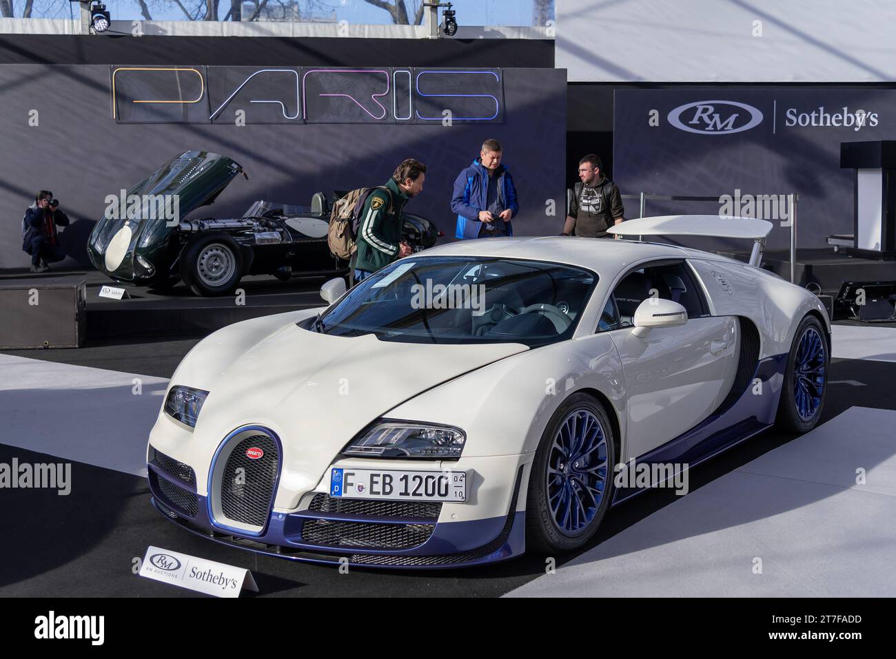 Paris, France - RM Sotheby's Paris 2020. Bright White and Pearl Night Blue 2012 Bugatti Veyron 16.4 Super Sport. Chassis no. VF9SG25282M795011. Stock Photo