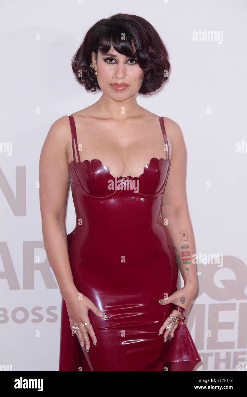 London, UK . 15 November, 2023 . Raye pictured at the GQ Men of the year awards 2023 in association with BOSS held at the Royal Opera House Covent Garden. Credit:  Alan D West/Alamy Live News Stock Photo