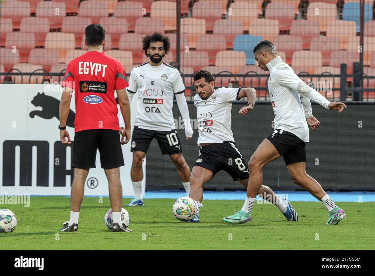 Cairo, Egypt. 15th Nov, 2023. Egypt's national football team players attend a training session for the 2026 FIFA World Cup qualification in Cairo, Egypt, Nov. 15, 2023. Credit: Ahmed Gomaa/Xinhua/Alamy Live News Stock Photo