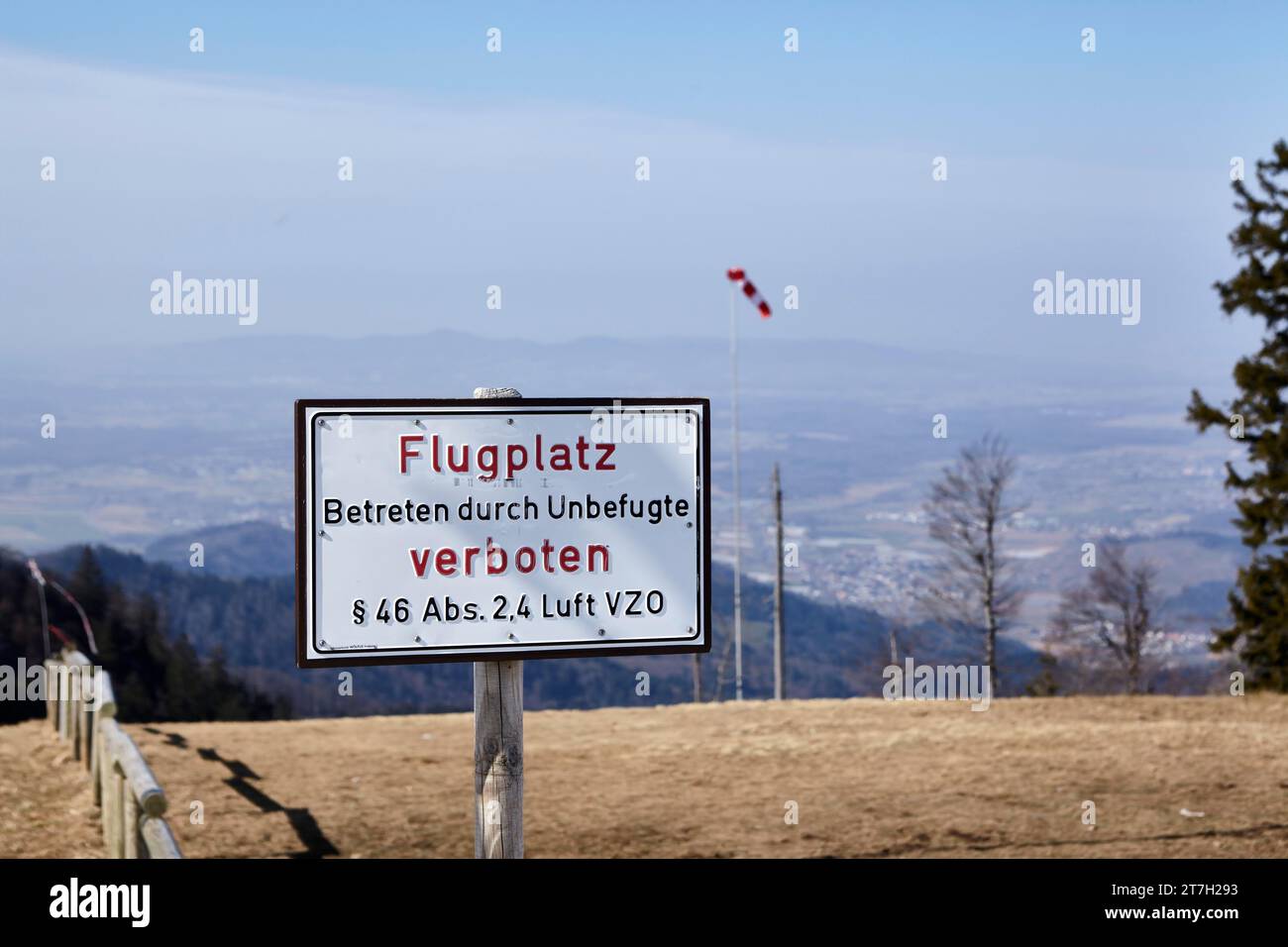 No trespassing by unauthorised persons sign at the hang-gliding airfield on the Kandel in Waldkirch, Emmendingen district, Baden-Wuerttemberg, Germany Stock Photo