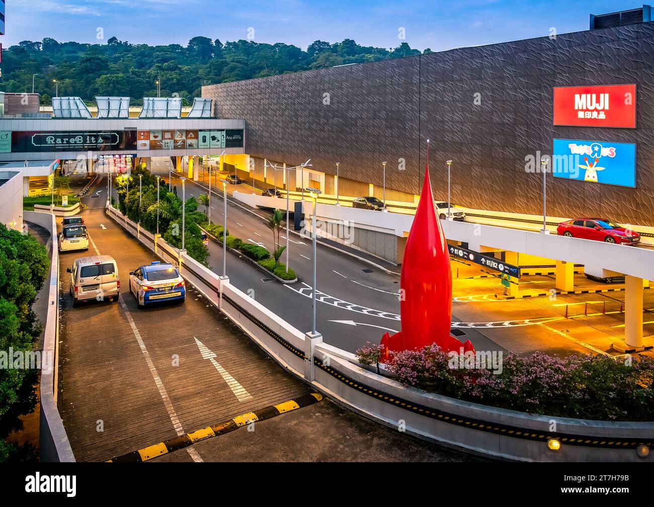 VivoCity shopping mall near Sentosa island, Singapore Stock Photo - Alamy