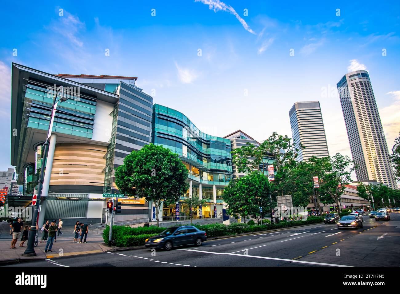 Singapore Management University (SMU), a business school funded by the national government of Singapore, home to more than 8000 students. Stock Photo