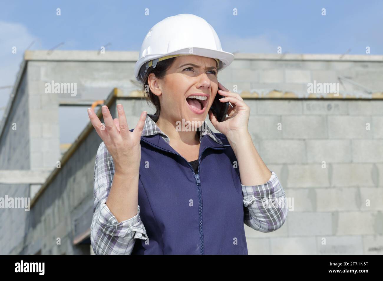 Engineer talking on cell hi-res stock photography and images - Alamy