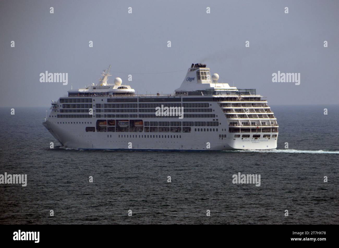 Regent Seven Seas Cruises 'Seven Seas Mariner' a Large Ultraluxury