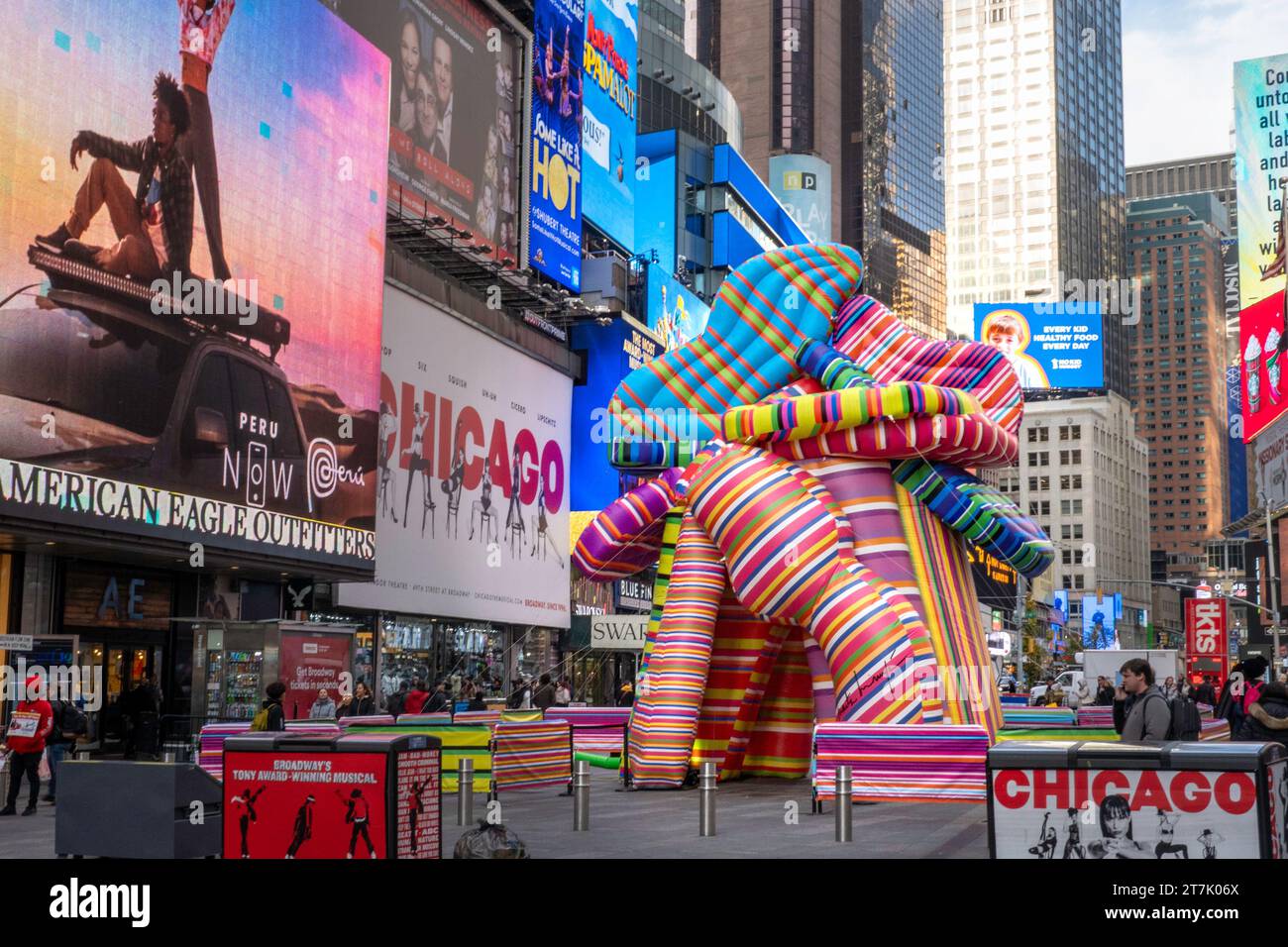 The Sculpture Of Dreams Is Apublic Art Piece In Times Square November 2023 Nyc Usa Stock The Sculpture Of Dreams Is Apublic Art Piece In Times Square November 2023 Nyc Usa Stock