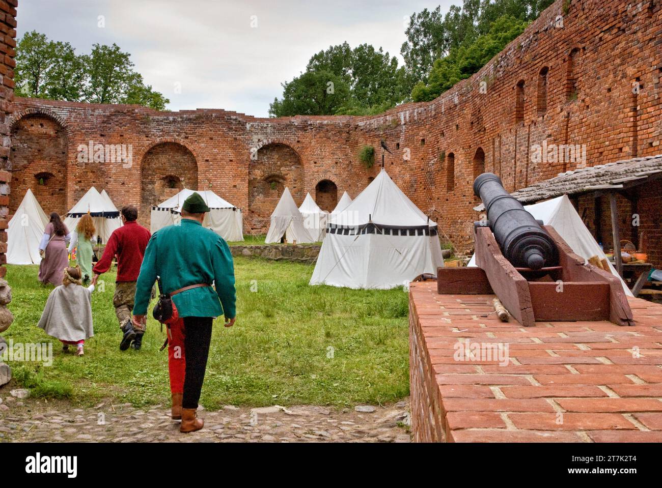 Historic reenactment at courtyard of medieval castle at Międzyrzecz, Lubuskie Voivodeship,  Poland Stock Photo