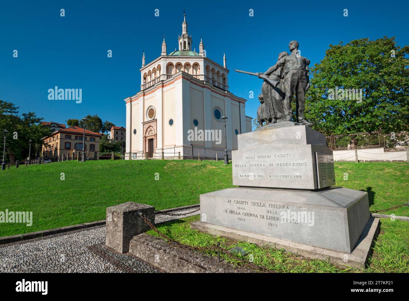 Italy, Lombardy, Crespi d'Adda, World Heritage Site, Worker Village, Monumento ai Lavoratori Caduti Monument by Amleto Cataldi Stock Photo