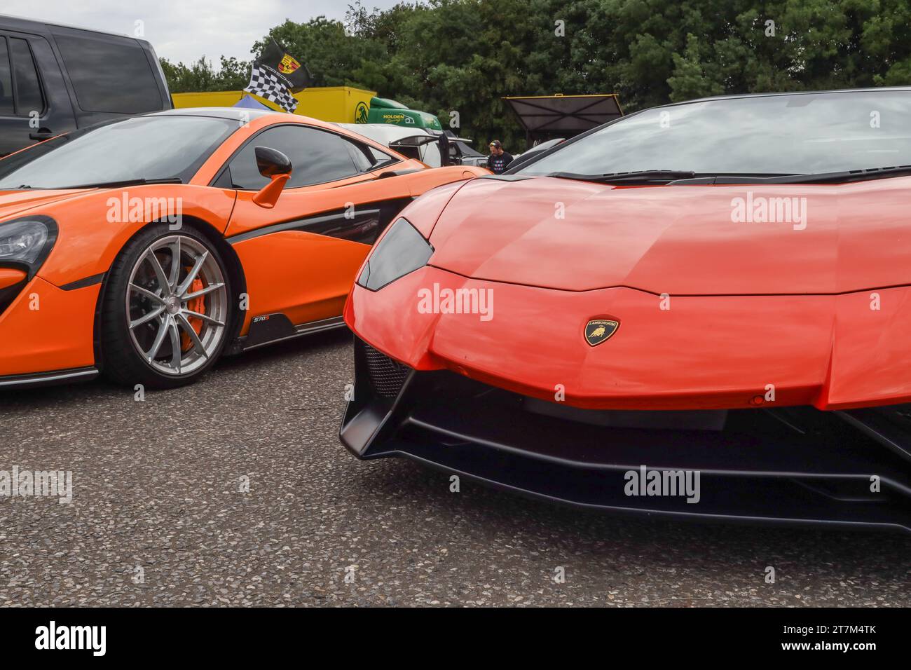 Aventador & McLaren 570S at Bernie's V8 & Historic Outlaws