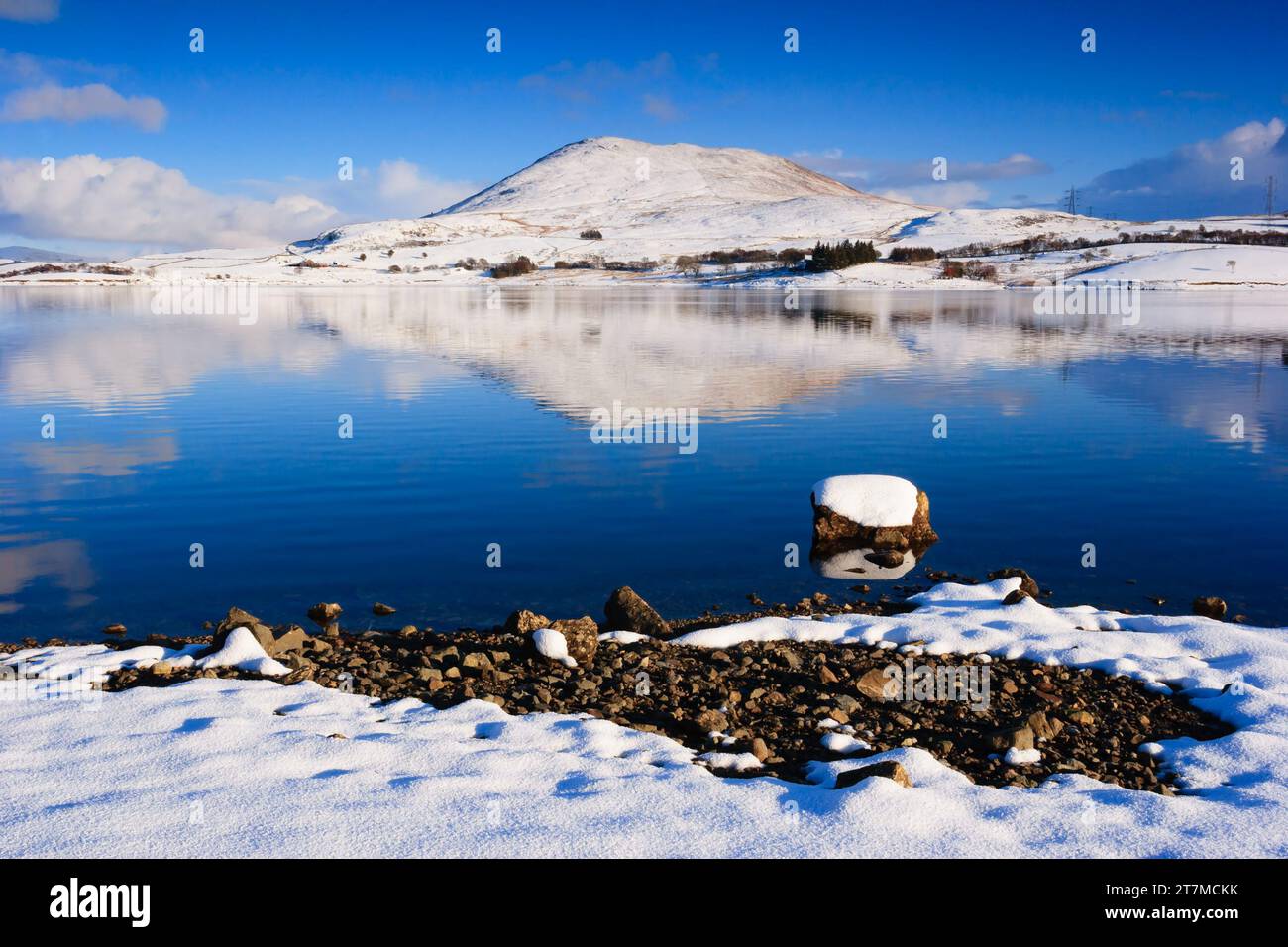 Snow covered landscape over Llyn Celyn, Bala, Gwynedd, Wales, Stock Photo